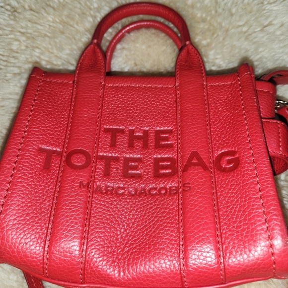 Mark Jacobs SMALL Tote Bag Red - Picture 2 of 13
